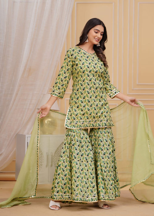 Kurta-gharara-dupatta set