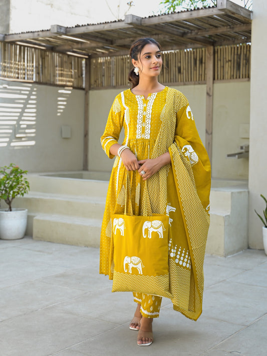 Kurta Set with Matching Bag